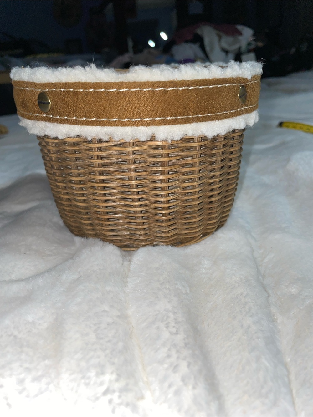 Small Woven Brown Basket w/Sherpa Trim & Cloth Lining